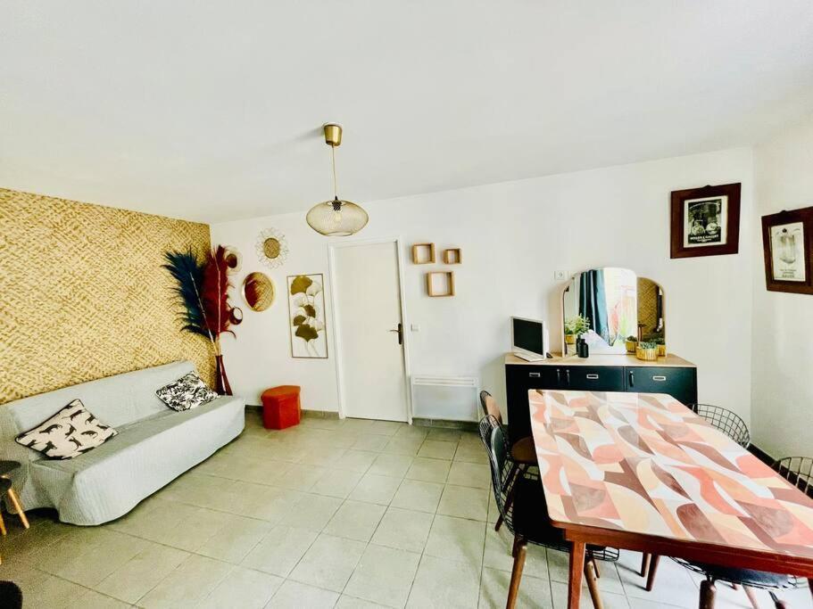 Appartement 4 Pers A 5 Min De Paris سانت أويه المظهر الخارجي الصورة
